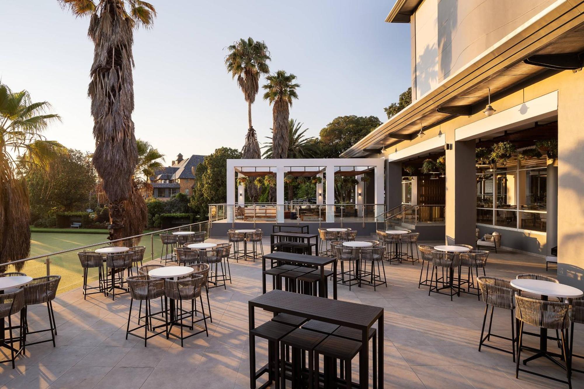 Protea Hotel By Marriott Johannesburg Wanderers Экстерьер фото