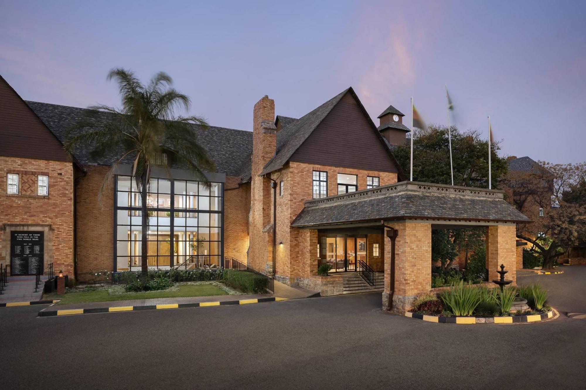 Protea Hotel By Marriott Johannesburg Wanderers Экстерьер фото