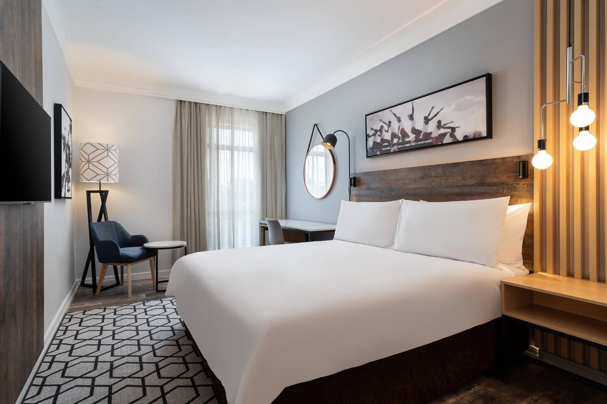 Protea Hotel By Marriott Johannesburg Wanderers Экстерьер фото